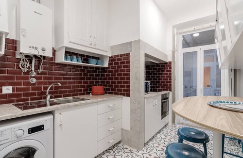 Santo Antonio Apartment | FLH Spacious flat near Av. da Liberdade II
