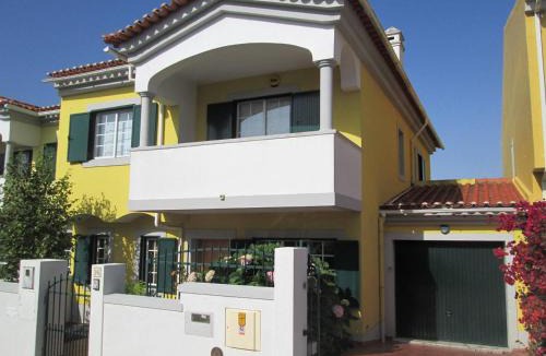 Santa Maria e Sao Miguel House | FlowerHouse