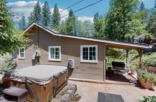 Hathaway Pines House | Flume-Side Cottage