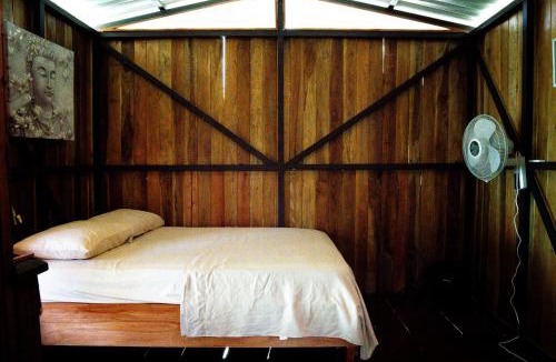 Uvita Hostel | Flutterby House Hostel