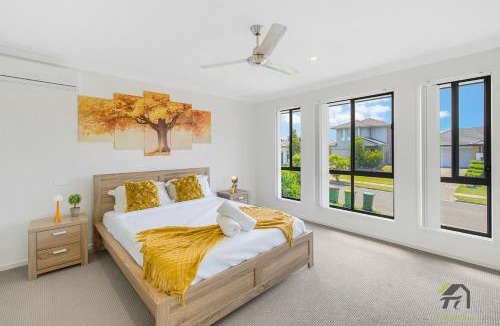 Coomera House | Forest castle in a quiet single-story house in Coomera