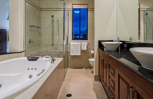 Miami House | Fraser Beachside Luxury home with the beach at the front door backing onto park