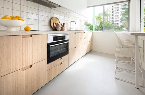 Surfers Paradise Apartment | Freddies - pet friendly! last minute discount!