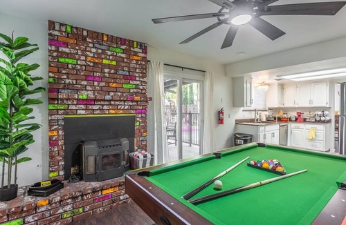Selma House | Fresno Area Oasis with Pool & Game Room and Near National Forests