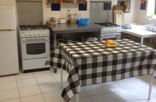 Tavira House | Friendly and spacious Guest house great for large groups, families and retreats.