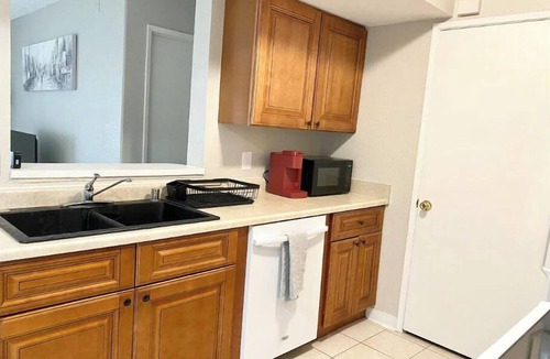 Las Vegas Condo | Fully Furnished w/Amenities & Parking
