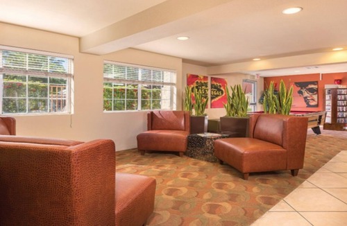 Paradise Resort | Fun awaits you! Luxury 1BR Condo MINUTES From Vegas Strip