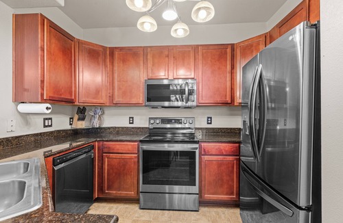 Natomas Park Condo | Furnished 2bd 2ba Condo w/Loft & Garage in Gated Community w/Pool & Gym