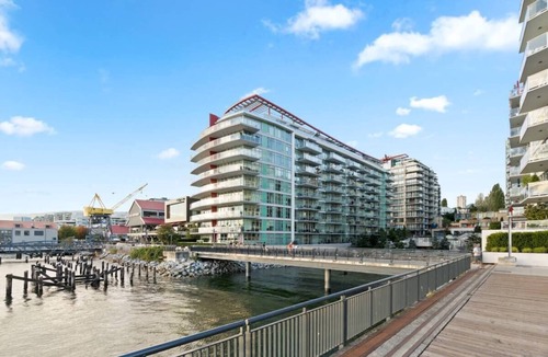 Lower Lonsdale Condo | Furnished Rental With Breathtaking Views of DT