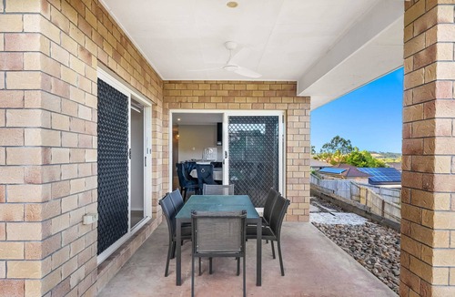 Upper Coomera House | Gana By Khove Summary