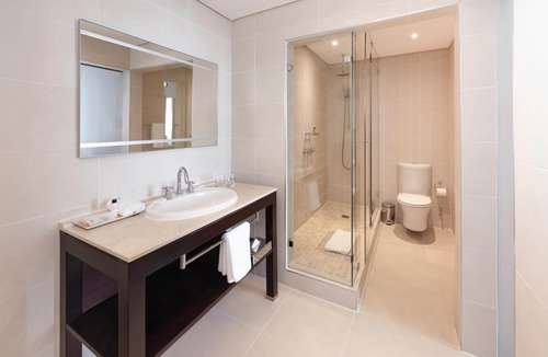 Humewood Hotel | Garden Court Kings Beach