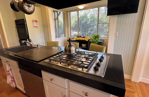 Deer Park House | Gated Cottage with 4 Porches, Stone Walls, Garden, Wineries and Vineyard Views