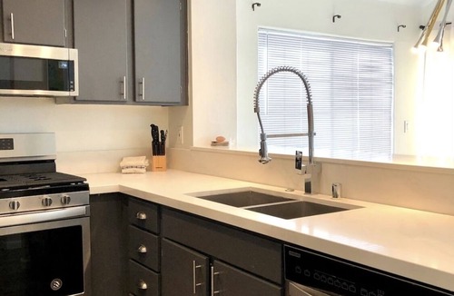 Agoura Hills House | Gated Loft, Close to Trails & Minutes to Malibu
