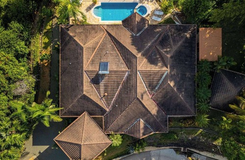 Playa Tortuga House | Gated Luxury-Sleeps 13-Ojochal-Near to beaches-ocean views
