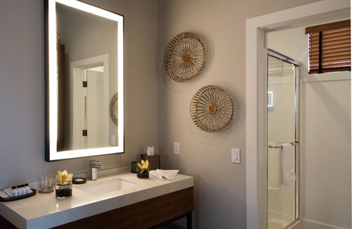 Copperopolis Hotel | Gateway Hotel, Trademark Collection by Wyndham