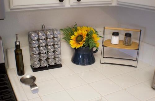 Exeter Villa | Gateway Retreat: Short Drive to the Sequoias