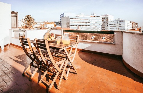 Mina Apartment | Gem near Lisbon & Beach