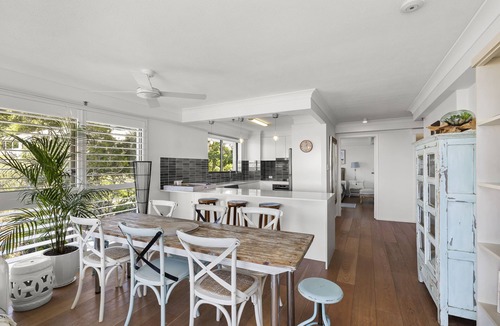 Burleigh Heads Apartment | Gemini Court Holiday Apartments