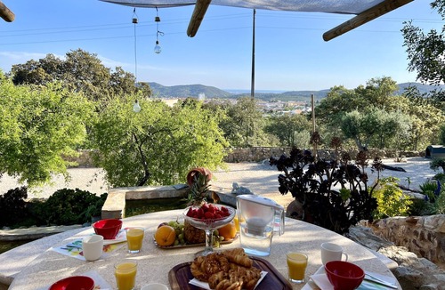 Campina House | Genuine Portuguese Quinta. 6 guests
