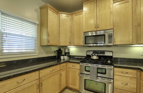 Avila Beach Condo | Get Beach Happy in the Courtyard at Avila - great location