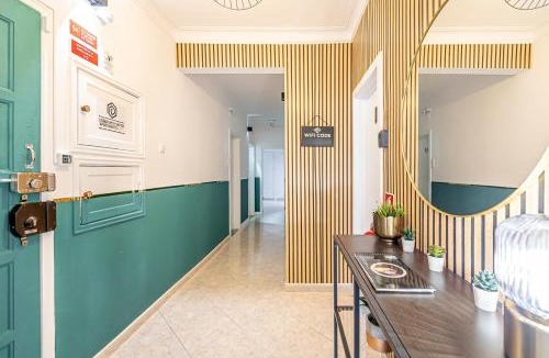 Mina House | Goa Square Guesthouses by Lisbon with Sintra