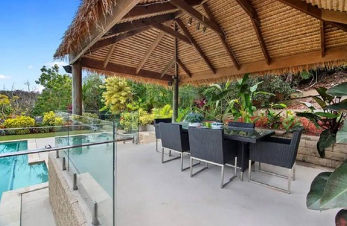 Pacific Pines House | Gold Coast Luxury Stay