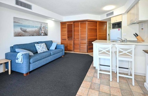 Golden Beach Apartment | Golden Beach, Ocean Views, Passage at your Doorstep