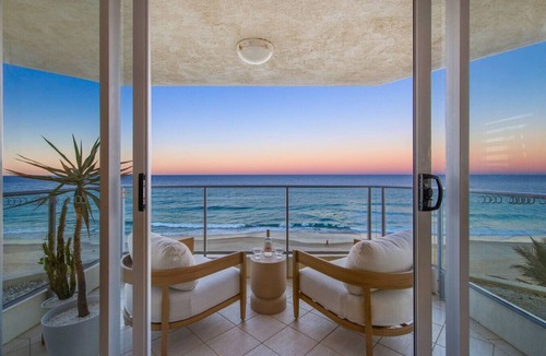 Mermaid Beach Apartment | Golden Sands of Mermaid Beach