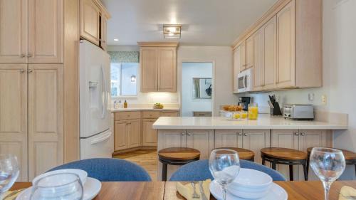 Goleta House | Goleta Getaway by AvantStay