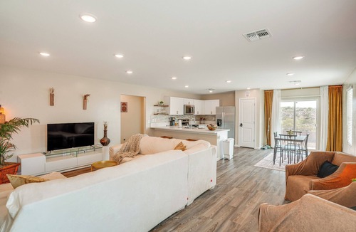 Wickenburg Cottage | Golfer's Oasis! Mtn-view Arizona Desert Escape