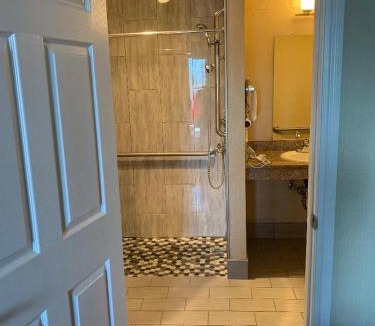 San Carlos Hotel | Good Living Inn