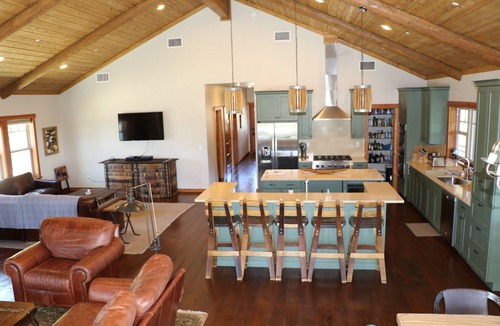Bass Lake Cabin | Gorgeous Bass Lake Cabin with Private Boat Dock and Deck