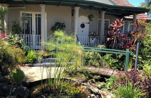 Newmarket House | Gorgeous home close to city bus, parks and one block from shops and restaurants