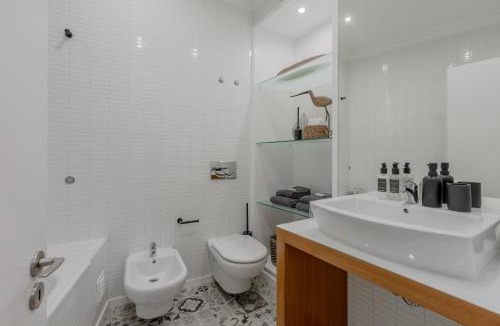 Sacramento Apartment | Grand Chiado