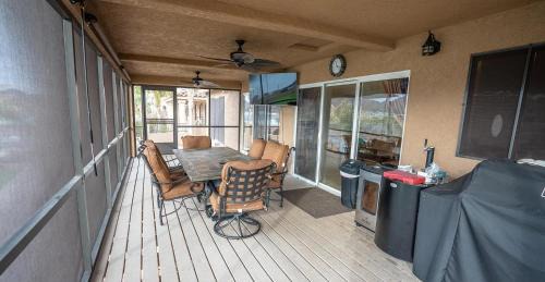 Big River House | Grand Sand Riverfront, private beach & boat dock