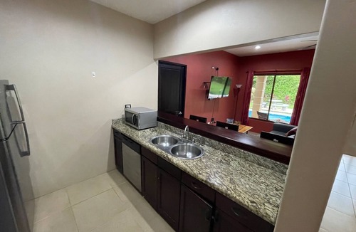 Chontales House | Great location close to golf, beaches and Ojochal
