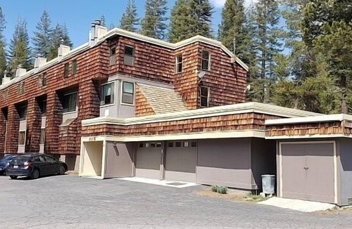 Bear Valley Condo | Great Location Corner Condo - Tamarack #10 Pets OK by Bear Valley Vacation Rentals