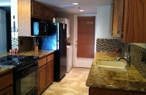 Lake Havasu City House | Great Location on the Island with Lots of Room and a Place to Park Your Boat!