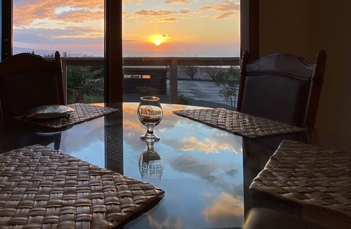 Kamuela House | great ocean view with sunset in dry side of Waimea