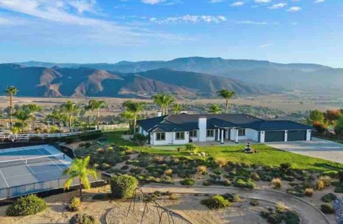Temecula House | Grenache Estate - Nestled in Temecula Wine Country