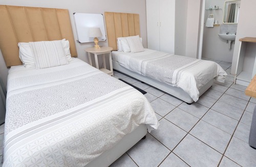 Wavecrest House | Greystone Guest House