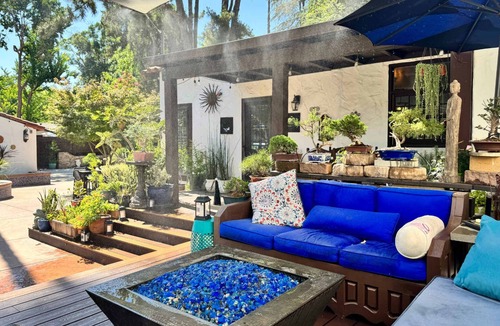Visalia House | Guest House in Visalia Poolside Casita