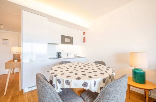 Santiago Apartment | GuestReady - Golden sea view retreat