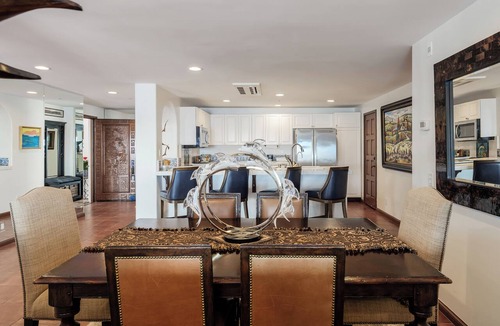 Avalon Condo | H1864: Remodeled 2Br villa, AC, 4-seat cart, OCEAN VIEWS, BBQ