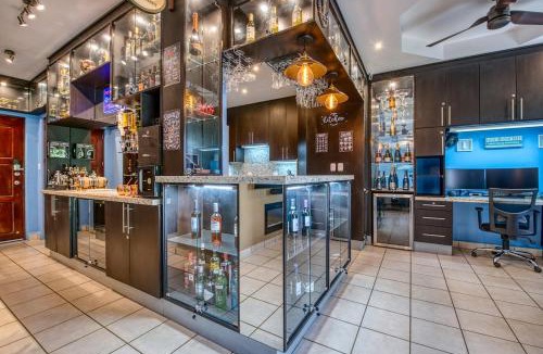 Playa Colorado Apartment | Hacienda Iguana Luxury Apartment with Pool & Golf