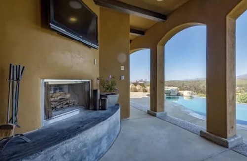 Ramona Villa | Hacienda style Villa with an incredible view - 25 minutes to Julian