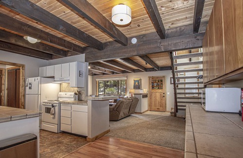 McKinney Estates House | Hamm Haus: Lovely and Serene Homewood Cabin