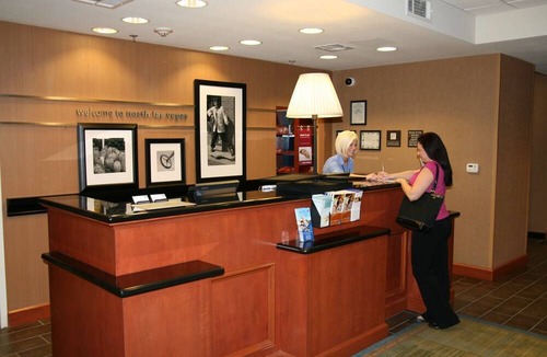 North Las Vegas Hotel | Hampton Inn Las Vegas North Speedway