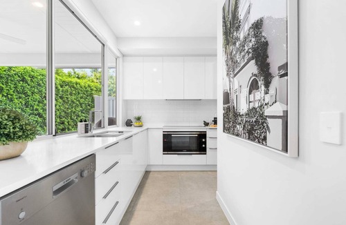 Burleigh Heads House | Hamptons By Khove Sum