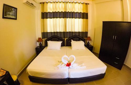 Dharavandhoo House | Hanifaru Transit Inn